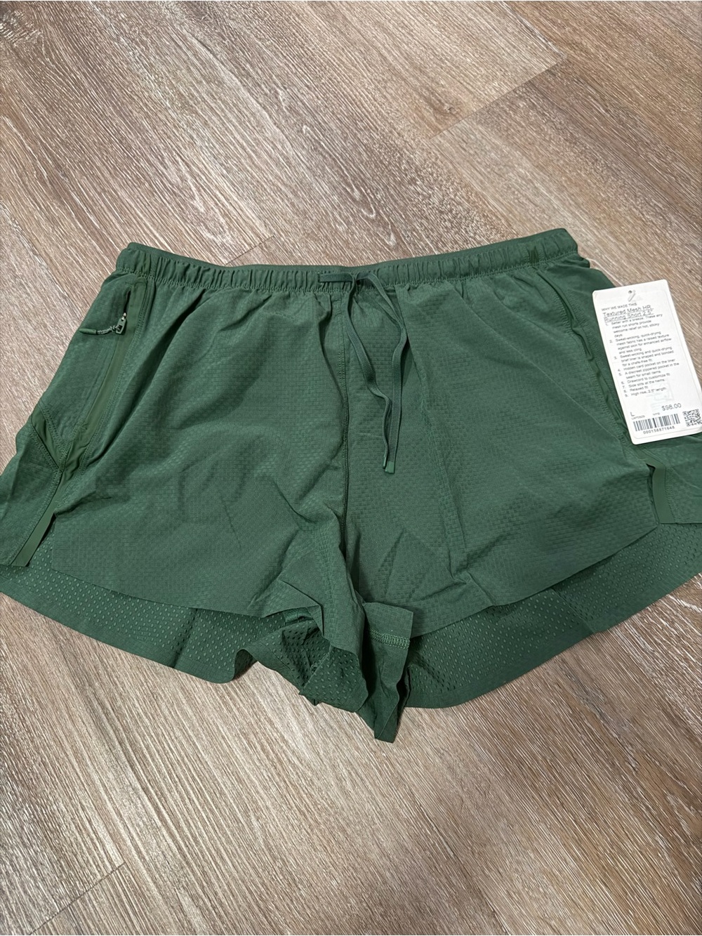 Lululemon Women’s Textured Mesh High-Rise Running Short 2.5”